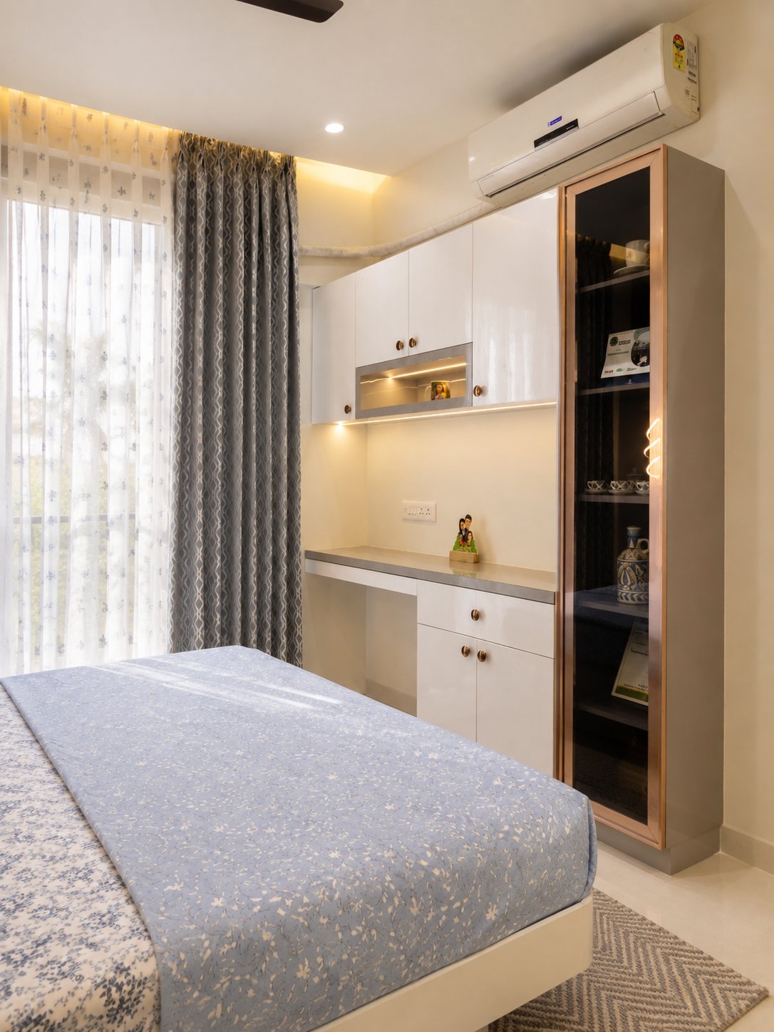 Second bedroom with study